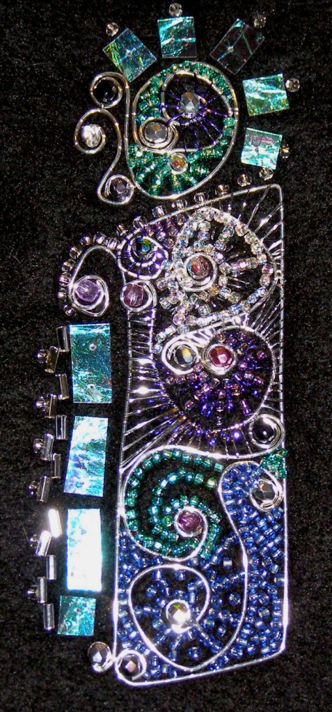 Initial 'i' © Angela Porter 21 Feb 2011