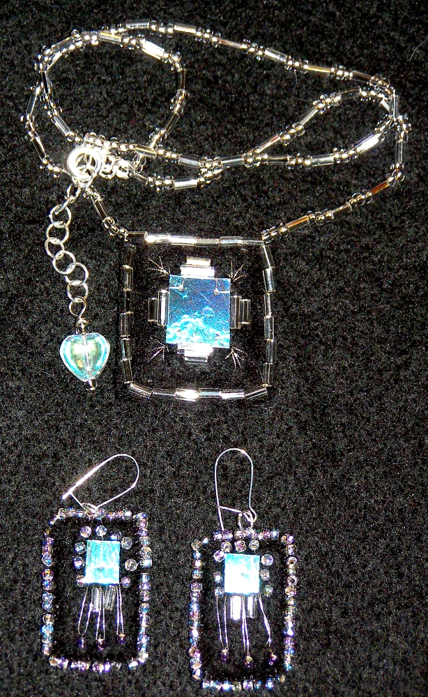 Jewellery 21 Feb 2011 © Angela Porter 2011